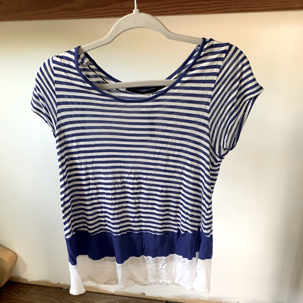 Small Blue and white striped Kensie top
